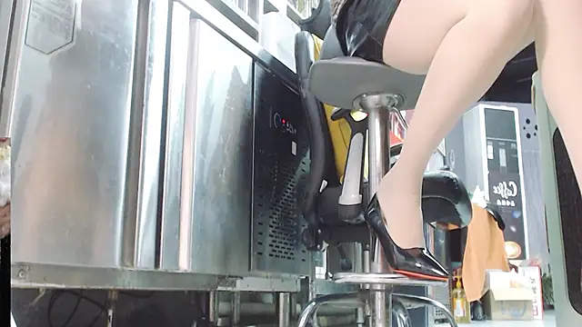 Eileen-L online show from 30, 11, 2025