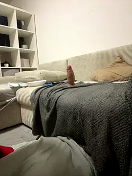 Crossdresser slut69 online show from 13, 9, 2025