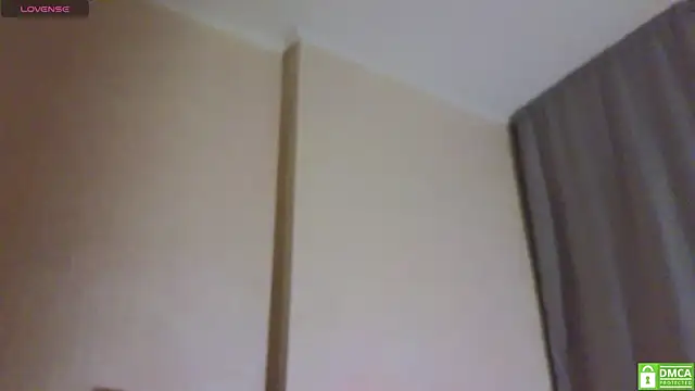 KittenFang online show from 10, 4, 2026