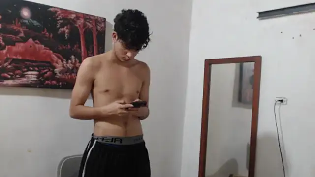 alice julls online show from 27, 11, 2025