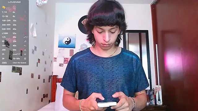 DannyPhantom555 online show from 22, 10, 2025