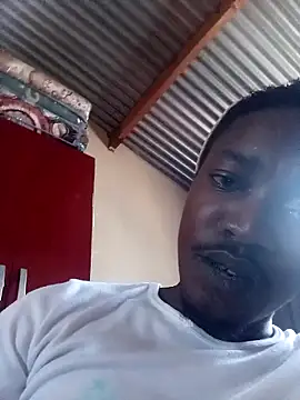 Snapshot of Hood_Bouy chatting on 18, 11, 2025 Hood Bouy online show from 18, 11, 2025