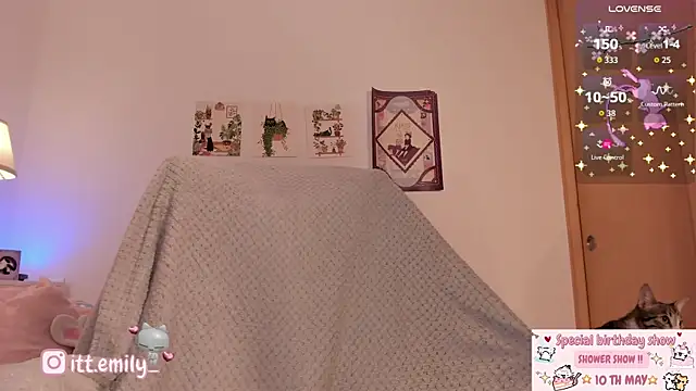 Snapshot of emily_uwu0 chatting on 3, 5, 2026 emily uwu0 online show from 3, 5, 2026