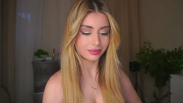 Snapshot of GeorginaHarn chatting on 25, 4, 2026 GeorginaHarn online show from 25, 4, 2026