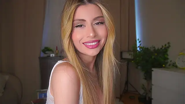 Snapshot of GeorginaHarn chatting on 10, 5, 2026 GeorginaHarn online show from 10, 5, 2026