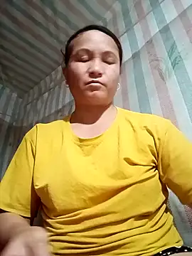 Love-Mama33 online show from 4, 11, 2025