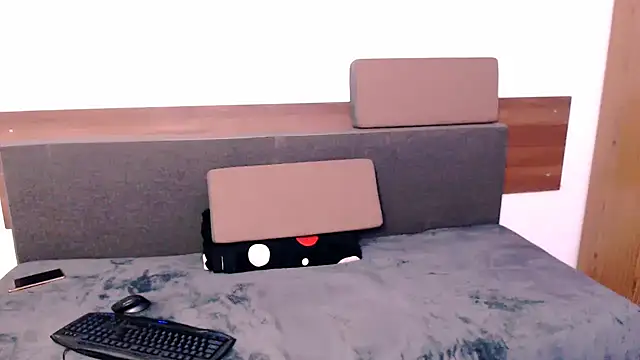 Snapshot of AMOURSWEET2025 chatting on 8, 10, 2025 AMOURSWEET2025 online show from 8, 10, 2025