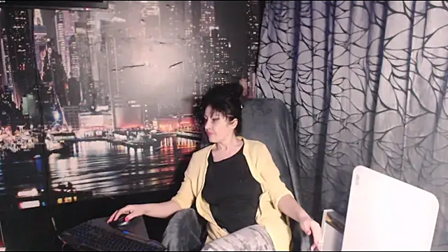 Snapshot of AMOURSWEET2025 chatting on 19, 2, 2026 AMOURSWEET2025 online show from 19, 2, 2026