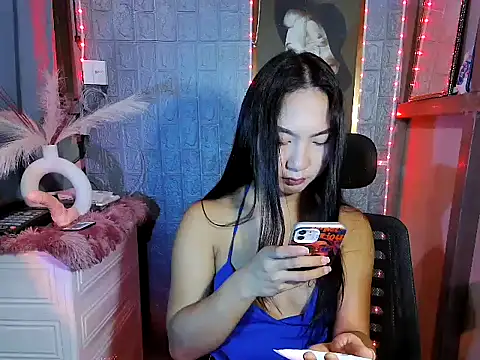 Nathalie Smith19 online show from 18, 4, 2026