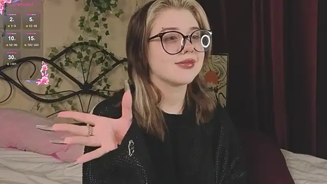 IrisSoCute online show from 5, 12, 2025