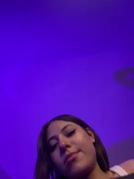 Snapshot of PrettyAmber chatting on 3, 11, 2025 PrettyAmber online show from 3, 11, 2025