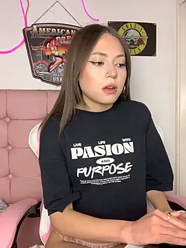 Snapshot of PrettyAmber chatting on 24, 2, 2026 PrettyAmber online show from 24, 2, 2026