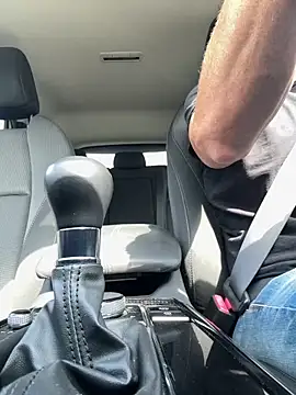 Axl hot online show from 12, 9, 2025