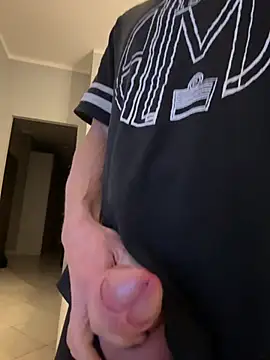 Snapshot of Axl_hot chatting on 7, 2, 2026 Axl hot online show from 7, 2, 2026