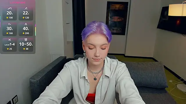 Snapshot of OdelynaAsp chatting on 10, 9, 2025 OdelynaAsp online show from 10, 9, 2025