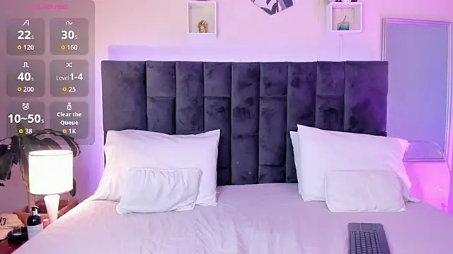 Phillicious   online show from 13, 9, 2025