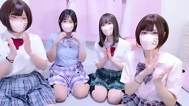 Snapshot of Saaya_xx chatting on 10, 9, 2025 Saaya xx online show from 10, 9, 2025