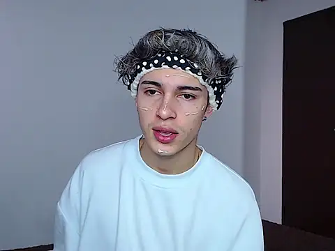 john vichenso online show from 4, 11, 2025