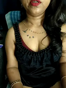 Sexy juhee online show from 8, 3, 2026