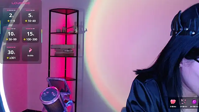 girldom online show from 24, 9, 2025