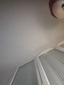 zeousseelphie online show from 28, 9, 2025