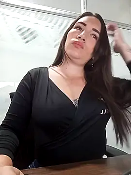 xxx Alice  online show from 2, 10, 2025