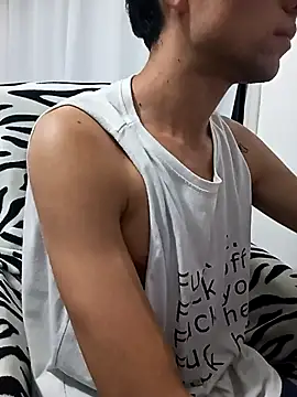 Naughty Boy13 online show from 18, 2, 2026