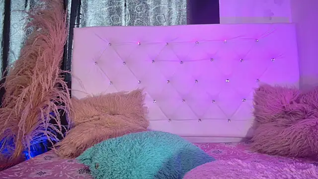 Snapshot of tatixxxvega chatting on 1, 7, 2026 tatixxxvega online show from 1, 7, 2026
