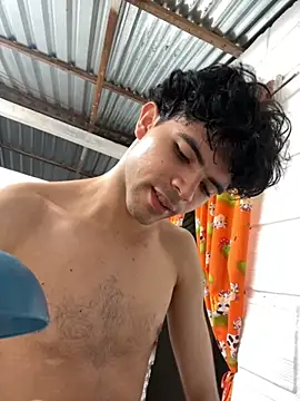 Axel-Mejia online show from 4, 12, 2025