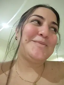 Snapshot of barbielamaravilla11 chatting on 15, 11, 2025 barbielamaravilla11 online show from 15, 11, 2025