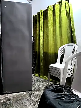 giannis090 online show from 4, 4, 2026