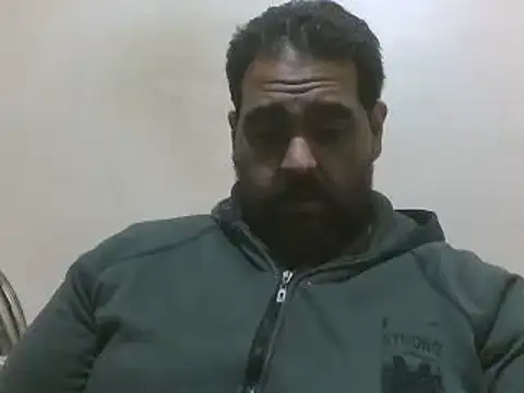 Snapshot of elpoop7305 chatting on 16, 12, 2025 elpoop7305 online show from 16, 12, 2025