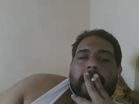 Snapshot of elpoop7305 chatting on 20, 12, 2025 elpoop7305 online show from 20, 12, 2025