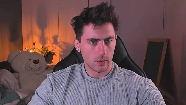 Snapshot of Oscar_Miller_ chatting on 29, 10, 2025 Oscar Miller online show from 29, 10, 2025