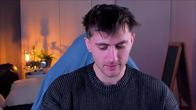 Snapshot of Oscar_Miller_ chatting on 15, 11, 2025 Oscar Miller online show from 15, 11, 2025