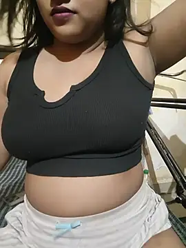 Snapshot of Malikaa-baby5 chatting on 14, 6, 2026 Malikaa-baby5 online show from 14, 6, 2026
