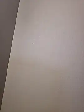 Snapshot of xHelloKitty chatting on 9, 9, 2025 xHelloKitty online show from 9, 9, 2025