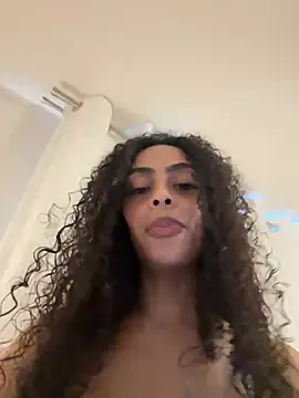 Snapshot of yasmingarcia chatting on 13, 1, 2026 yasmingarcia online show from 13, 1, 2026