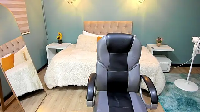 Miss Cataleya   online show from 15, 1, 2026