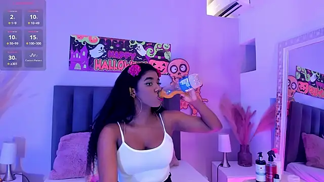 KendraChavez  online show from 23, 10, 2025