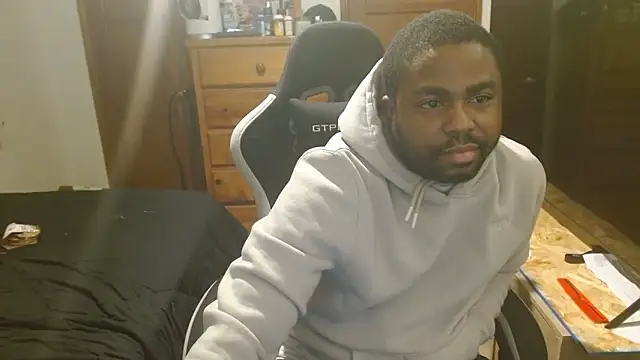 Snapshot of Breadwinnah chatting on 6, 1, 2026 Breadwinnah online show from 6, 1, 2026