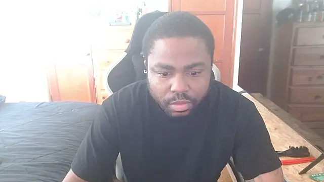 Snapshot of Breadwinnah chatting on 8, 1, 2026 Breadwinnah online show from 8, 1, 2026