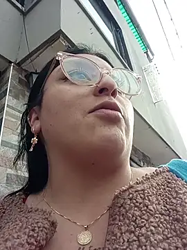 megan fox5 online show from 18, 12, 2025