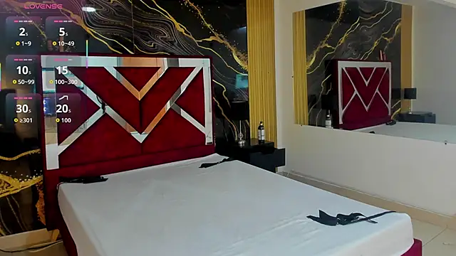 VioletRose as online show from 8, 1, 2026