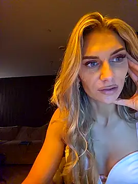 Snapshot of Melody1600 chatting on 12, 1, 2026 Melody1600 online show from 12, 1, 2026