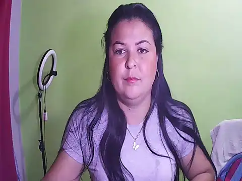 anapaulaa online show from 3, 11, 2025