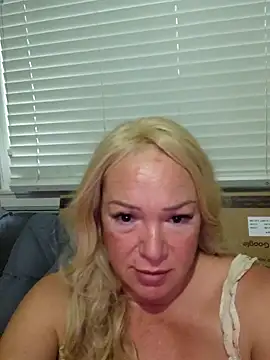 Snapshot of Sugarloveless chatting on 28, 9, 2025 Sugarloveless online show from 28, 9, 2025