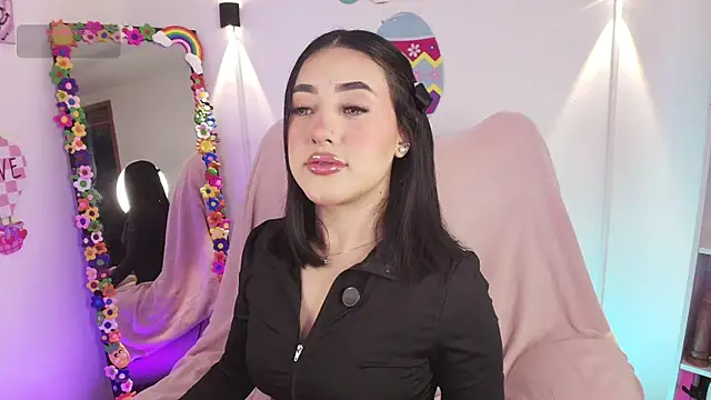 Snapshot of justonecute chatting on 9, 4, 2026 justonecute online show from 9, 4, 2026