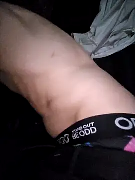 Snapshot of Romance32 chatting on 4, 4, 2026 Romance32 online show from 4, 4, 2026