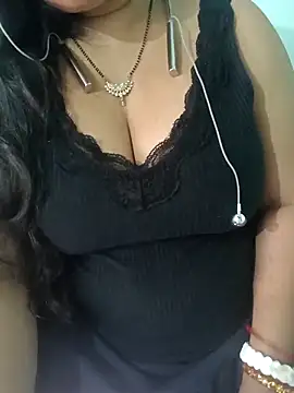Snapshot of Anjali-bhabhi chatting on 17, 3, 2026 Anjali-bhabhi online show from 17, 3, 2026